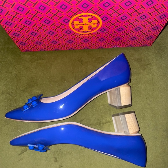 Tory Burch Aurora Pump- cobalt blue - Picture 6 of 7